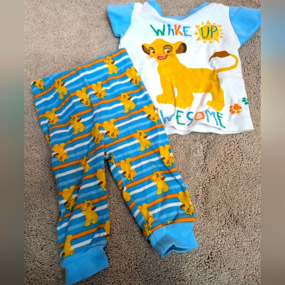 Lion King PJ set 9 month